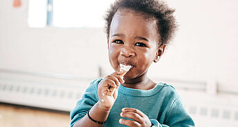 Foods to be careful with when feeding a toddler