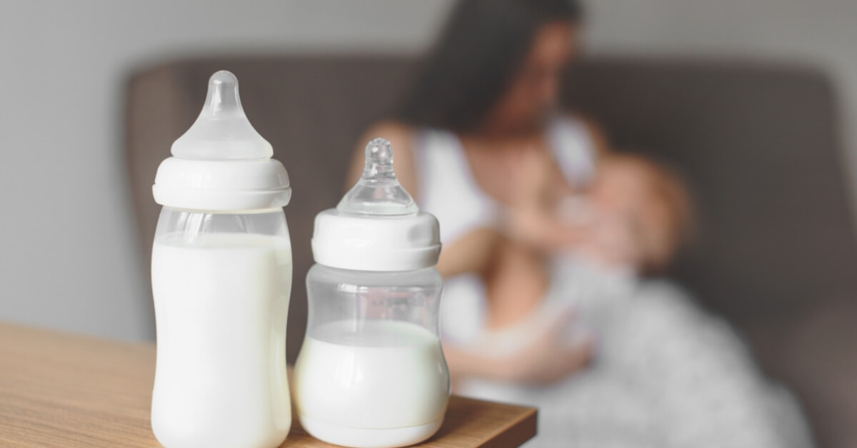 Mum combination feeding baby